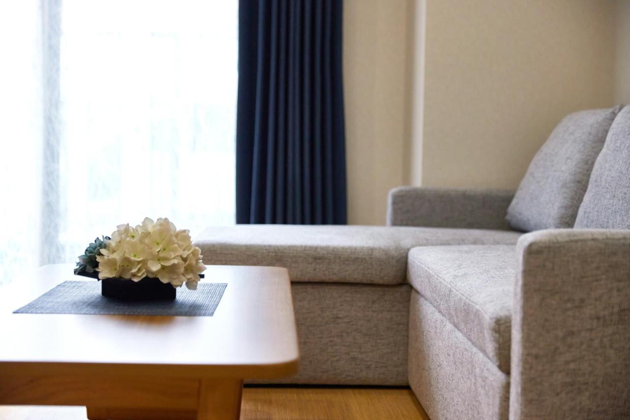 A.a.o Bldg. Namba Apartemen